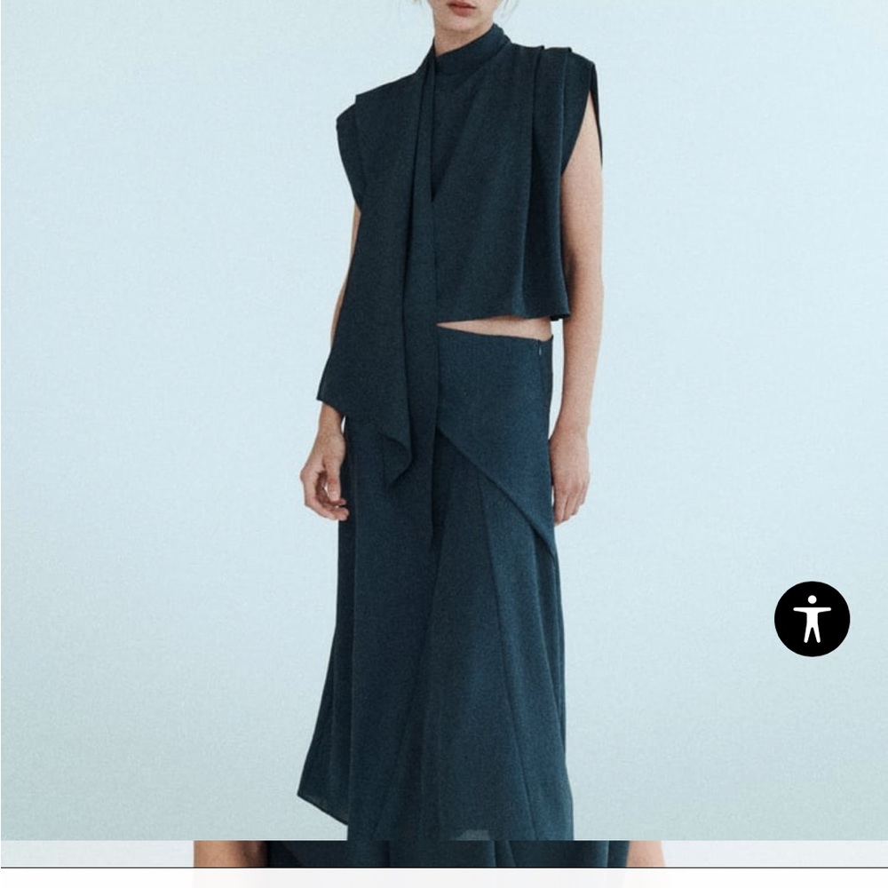 Zara - fluid flyaway skirt